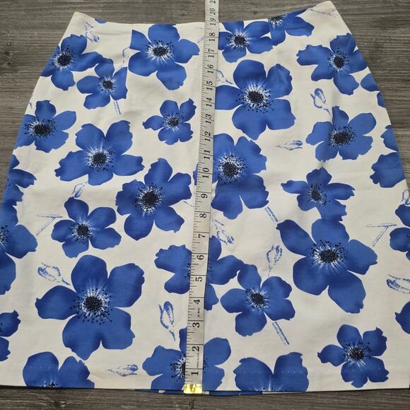 Briggs Blue Floral Print Spandex Stretch Pencil Skirt - Picture 5 of 6